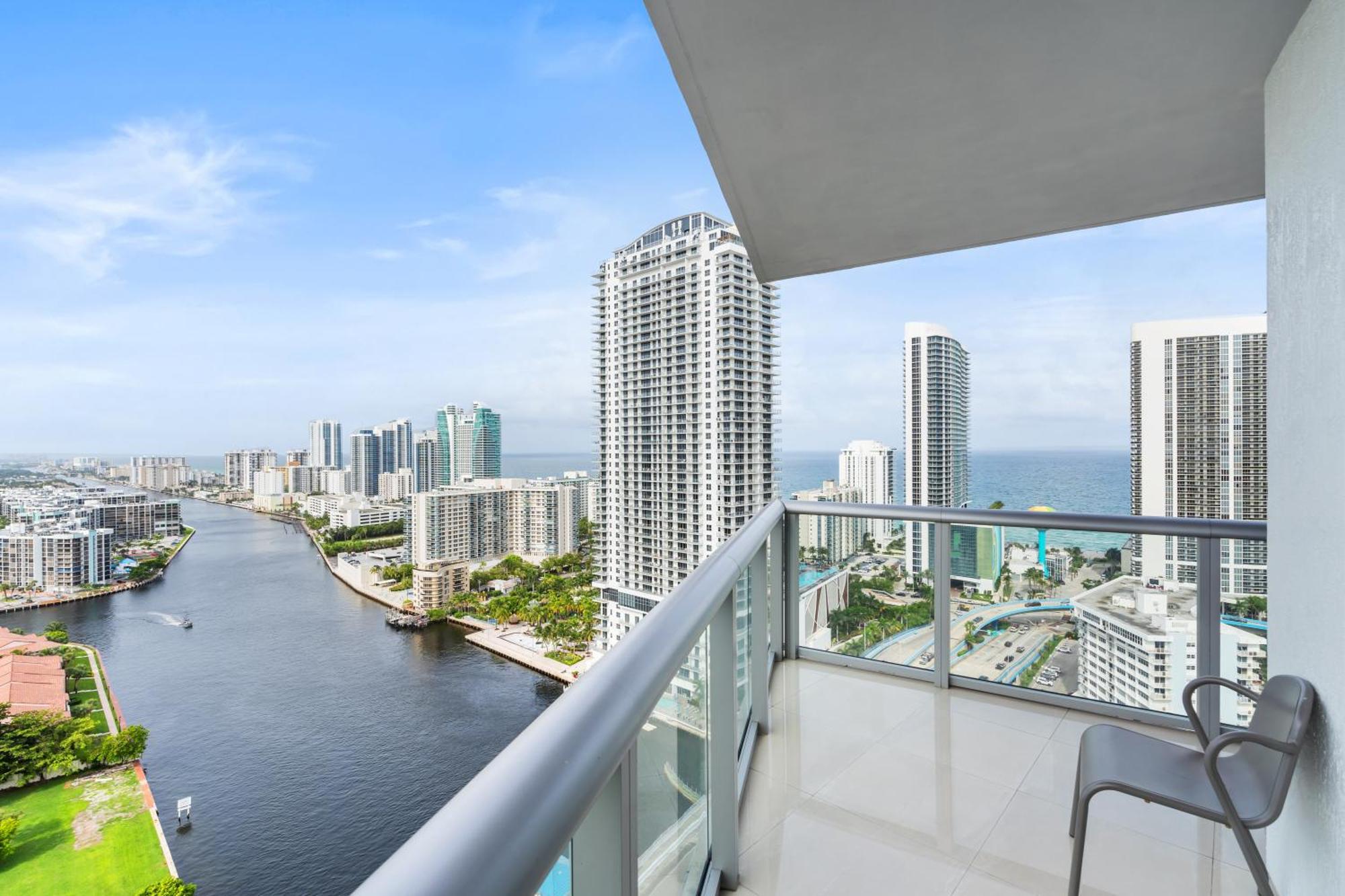 הלנדל ביץ' Beachwalk Resort - Vip Tower - Oceanview Unit 3 Bedroom & 3 Bathroom מראה חיצוני תמונה