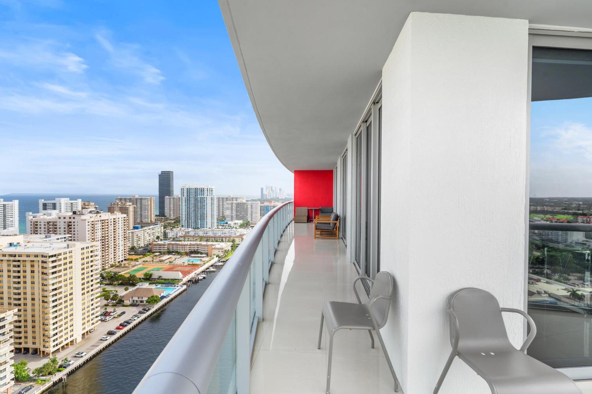 הלנדל ביץ' Beachwalk Resort - Vip Tower - Oceanview Unit 3 Bedroom & 3 Bathroom מראה חיצוני תמונה